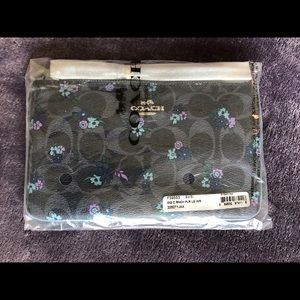 Coach Large Wristlet F59553 Silver/Denim NWT